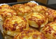 Easy Cheddar Cheese Rolls Recipe