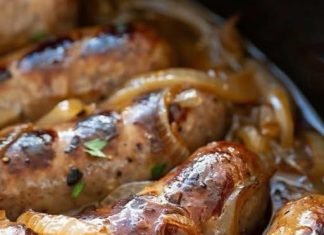 Slow Cooker Caramelized Onion Beer Brats Recipe